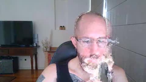 frank_perry2332 online show from April 2026 11:25:02 PM