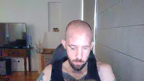 frank_perry2332 online show from April 2026 02:27:02 AM