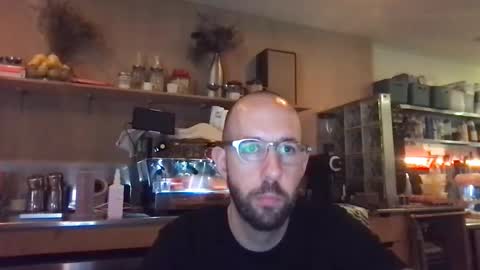frank_perry2332 online show from April 2026 07:58:01 AM