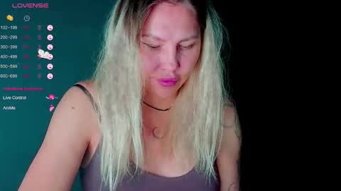 Franky online show from October 2025 04:19:01 PM