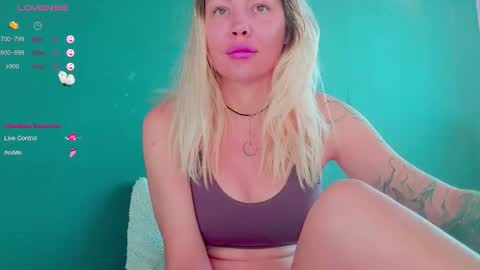 Franky online show from October 2025 02:34:01 AM