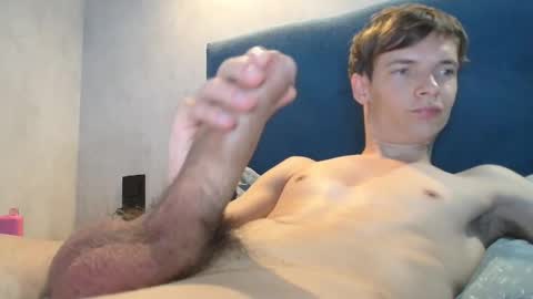 Snapshot of franky_twink chatting on September 2025 07:06:02 PM Frankyno selfsuck online show from September 2025 07:06:02 PM