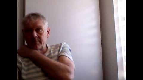 frannkboy61 online show from May 2026 11:04:01 AM