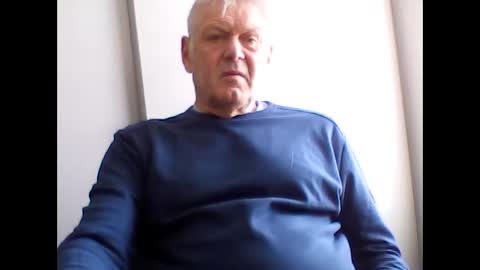 Snapshot of frannkboy61 chatting on May 2026 08:20:02 AM frannkboy61 online show from May 2026 08:20:02 AM