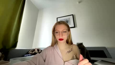 franny_fresh online show from March 2026 07:32:02 AM