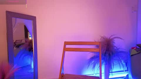 Fransheska online show from March 2026 11:58:01 AM