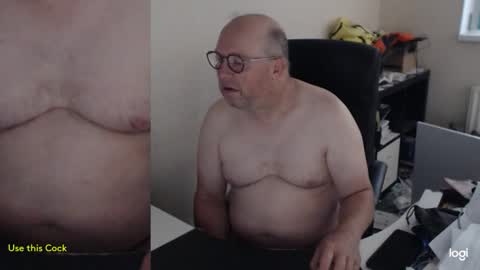Snapshot of fransje_ chatting on June 2026 03:51:02 AM Fransje online show from June 2026 03:51:02 AM