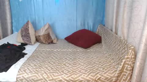 frau_becky online show from January 2025 01:30:02 PM