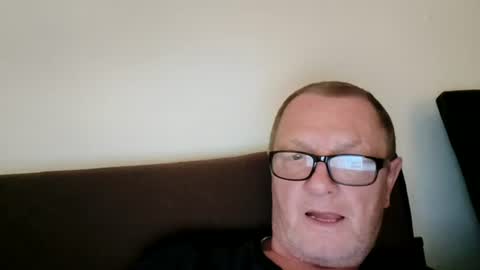 Snapshot of frauenfeind1 chatting on June 2026 05:53:02 AM Wolfi online show from June 2026 05:53:02 AM