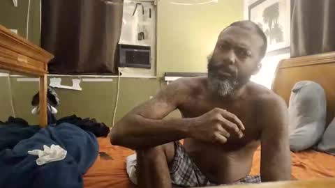 freakeazy online show from May 2026 08:32:02 AM