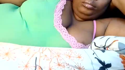 Snapshot of freaky08 chatting on December 2024 01:43:01 PM freaky08 online show from December 2024 01:43:01 PM