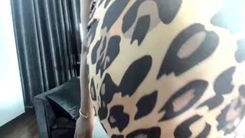 Sandra online show from March 2026 08:14:01 PM