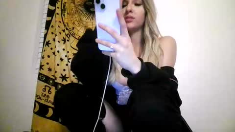 Snapshot of freakybankss chatting on March 2026 10:17:03 PM freakybankss online show from March 2026 10:17:03 PM