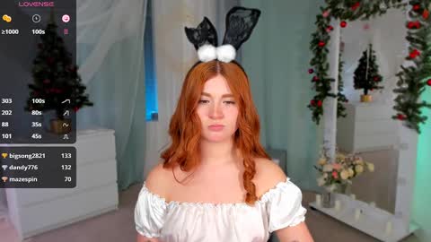 Snapshot of freckle_diyana chatting on December 2024 08:43:02 AM Diyana online show from December 2024 08:43:02 AM