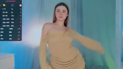 Snapshot of freckle_diyana chatting on January 2025 05:37:01 AM Diyana online show from January 2025 05:37:01 AM