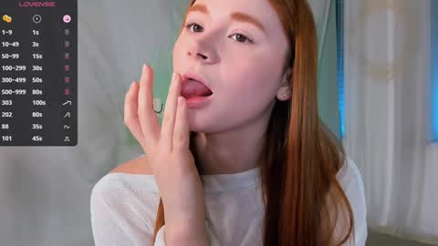 Snapshot of freckle_diyana chatting on January 2025 10:51:02 PM Diyana online show from January 2025 10:51:02 PM