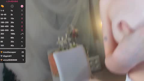 Snapshot of freckle_diyana chatting on February 2025 09:52:01 AM Diyana online show from February 2025 09:52:01 AM