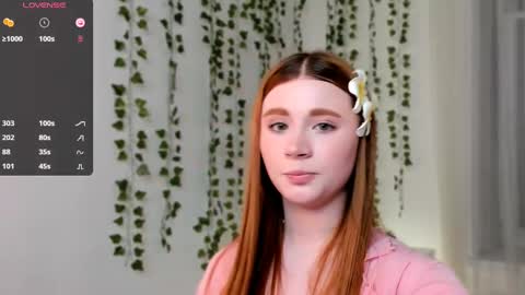 Snapshot of freckle_diyana chatting on February 2025 03:56:02 PM Diyana online show from February 2025 03:56:02 PM