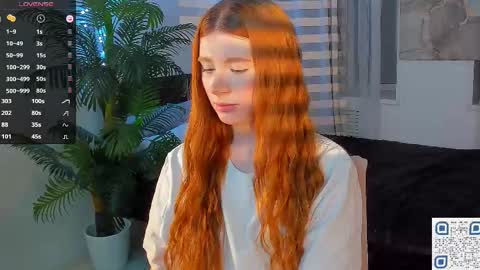 Snapshot of freckle_diyana chatting on February 2025 01:46:02 AM Diyana online show from February 2025 01:46:02 AM