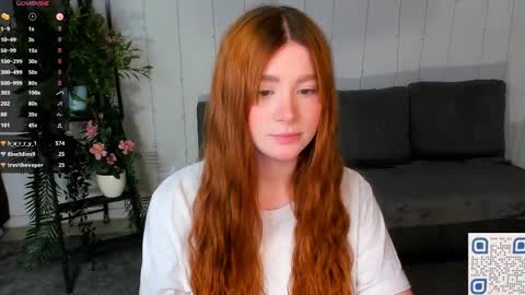 Snapshot of freckle_diyana chatting on February 2025 01:37:01 AM Diyana online show from February 2025 01:37:01 AM