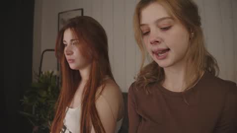 Snapshot of freckle_diyana chatting on September 2025 04:07:02 PM Diyana online show from September 2025 04:07:02 PM