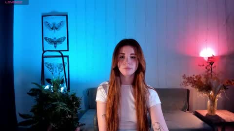 Snapshot of freckle_diyana chatting on October 2025 05:03:02 PM Diyana online show from October 2025 05:03:02 PM