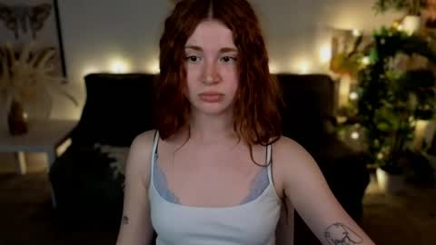 Snapshot of freckle_diyana chatting on June 2026 06:52:01 PM Diyana online show from June 2026 06:52:01 PM