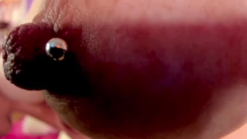    -  IG AnicolorsLive X AnicolorsLive        - online show from February 2025 08:01:01 AM