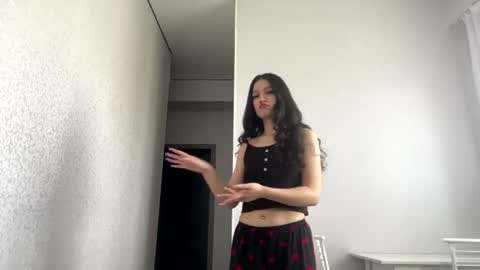 Snapshot of fredamedora chatting on June 2026 05:56:01 AM Mia online show from June 2026 05:56:01 AM