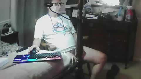 Snapshot of freddiespaghetti chatting on June 2026 02:03:01 AM freddiespaghetti online show from June 2026 02:03:01 AM