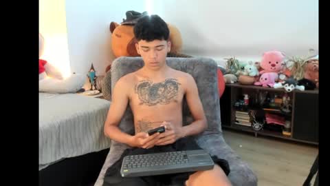 Juan  give it a thumbs up please its important online show from September 2025 02:43:01 PM