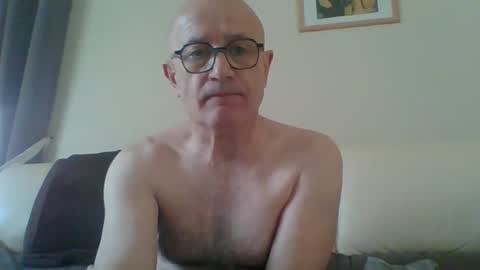 Snapshot of frederic8014 chatting on March 2025 09:12:02 AM frederic8014 online show from March 2025 09:12:02 AM
