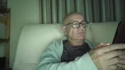 Snapshot of frederic8014 chatting on May 2026 07:19:02 PM frederic8014 online show from May 2026 07:19:02 PM