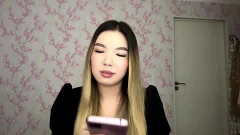 Snapshot of fredericadonnay chatting on March 2026 05:44:02 AM Elina online show from March 2026 05:44:02 AM