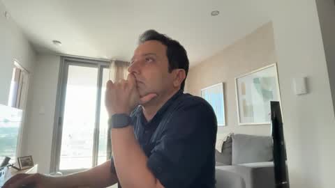 Snapshot of fredmarsone chatting on April 2026 02:09:02 AM fredmarson online show from April 2026 02:09:02 AM
