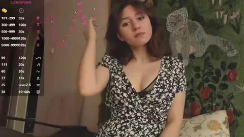 Mia online show from April 2026 08:28:01 AM