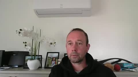 fredodu41 online show from April 2026 12:20:01 PM