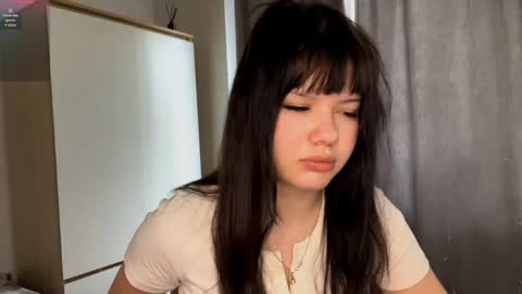 Jenny online show from April 2026 07:06:02 AM