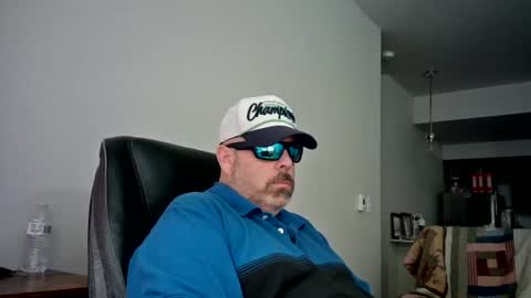 Snapshot of freedom365xxx chatting on August 2026 02:32:02 AM freedom365xxx online show from August 2026 02:32:02 AM