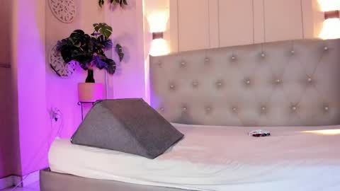 Xavier online show from April 2026 07:11:02 PM