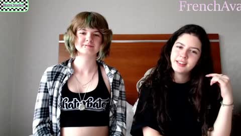 Ava online show from April 2026 05:28:01 PM