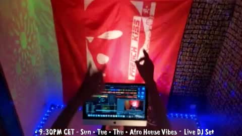 Snapshot of frenchkissdjfk chatting on October 2025 04:46:01 PM frenchkissdjfk online show from October 2025 04:46:01 PM