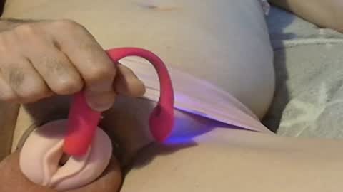 Snapshot of frenulumsnap chatting on July 2026 11:24:02 PM Meadow online show from July 2026 11:24:02 PM