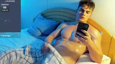 Alex or Andrzej online show from October 2025 08:40:01 PM