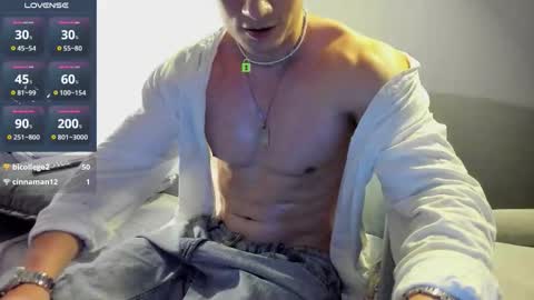 Alex or Andrzej online show from November 2025 07:46:02 PM