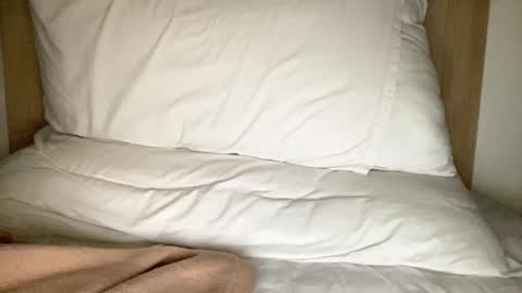 freshman  imonyou98 online show from November 2025 01:55:01 PM