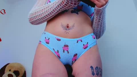 Snapshot of fresita_rojita chatting on September 2025 04:55:02 AM Charick online show from September 2025 04:55:02 AM