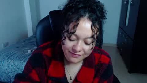 Louise  online show from December 2024 08:44:02 AM