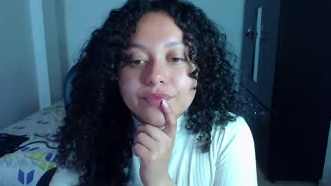 Louise  online show from February 2025 04:19:02 AM