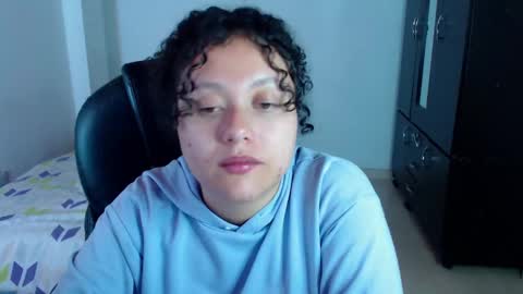 Louise  online show from February 2025 05:58:01 AM